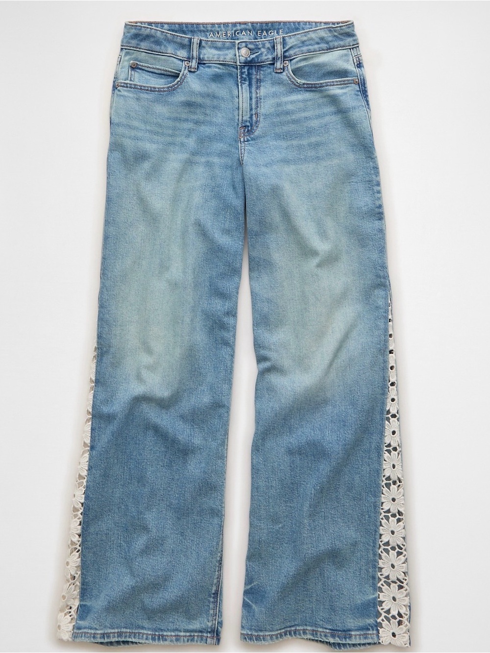 New without tags AE Low-Rise Lace Trim Baggy Ultra-Wide Leg Jean